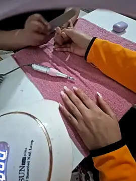 Snapshot of nonalona199999 chatting on 02-23-25, 05:07 nonalona199999 online show from 02-23-25, 05:07