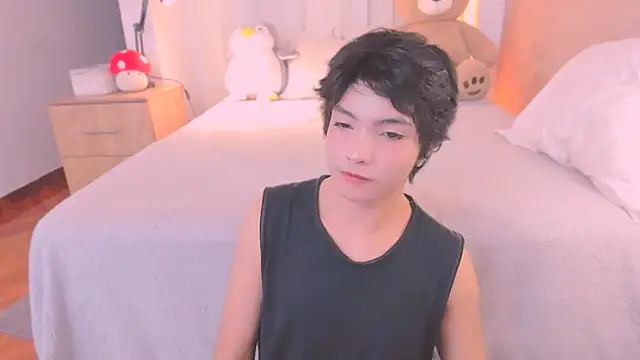 AllanYong18 online show from 02-17-26, 08:00