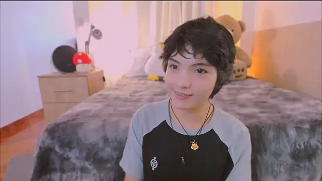 AllanYong18 online show from 03-15-26, 08:04