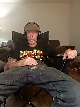 filthymind619 online show from 12-05-25, 03:37