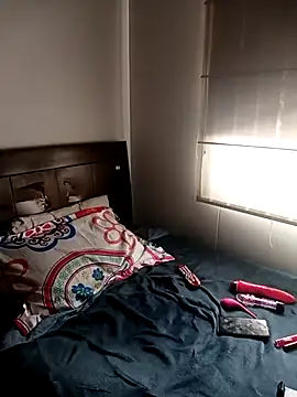 JaquiDi online show from 02-26-25, 04:03