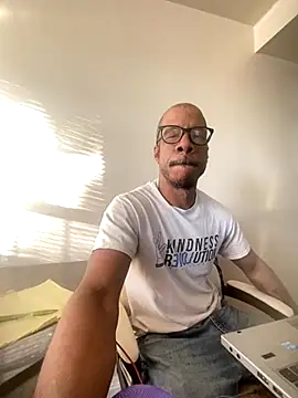MrDaddyBbSnake online show from 09-09-25, 10:31