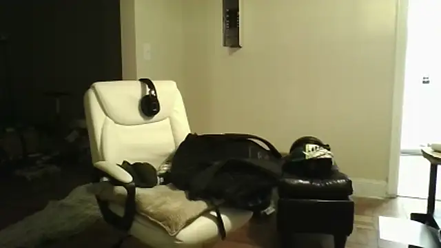 MrDaddyBbSnake online show from 11-17-25, 12:38