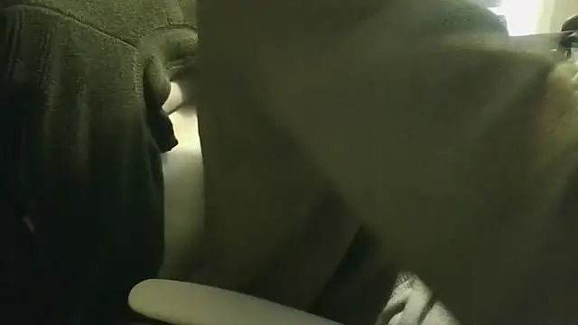 MrDaddyBbSnake online show from 12-20-25, 01:34