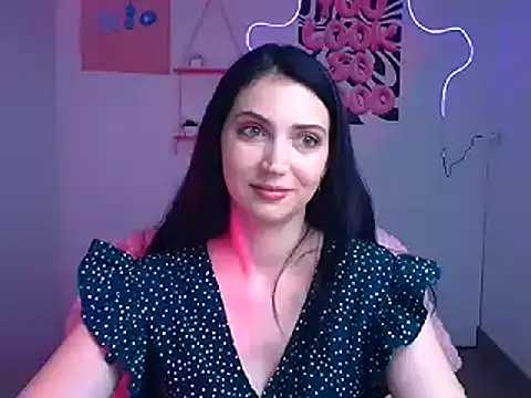 Snapshot of Amalia_amor chatting on 11-11-25, 12:49 Amalia amor online show from 11-11-25, 12:49