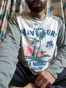 TOPMOON001 online show from 02-02-26, 07:56