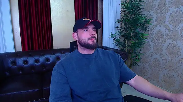 AdamJamesonn online show from 11-08-25, 05:29