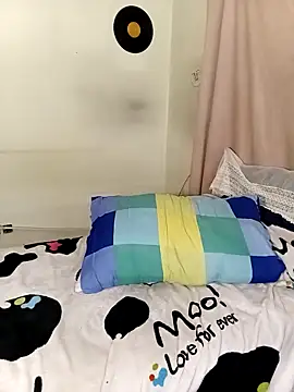 Snapshot of Chanell_19_ok chatting on 10-10-25, 03:16 Chanell 19 ok online show from 10-10-25, 03:16