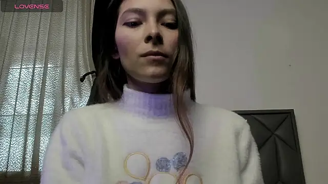 Snapshot of Aleska_Miami chatting on 01-28-25, 05:46 Aleska Miami online show from 01-28-25, 05:46