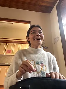 Snapshot of Aleska_Miami chatting on 09-29-25, 02:11 Aleska Miami online show from 09-29-25, 02:11