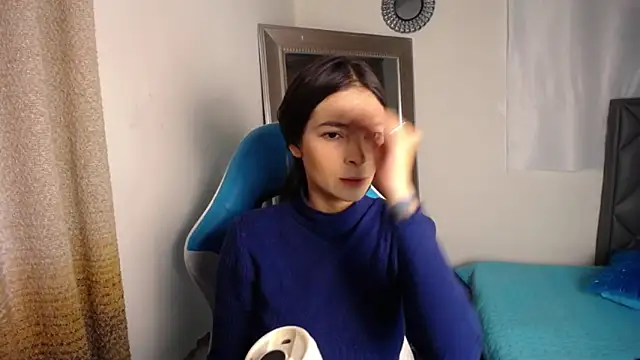 Snapshot of Aleska_Miami chatting on 10-17-25, 02:19 Aleska Miami online show from 10-17-25, 02:19