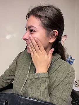 Aleska Miami online show from 04-24-26, 02:30