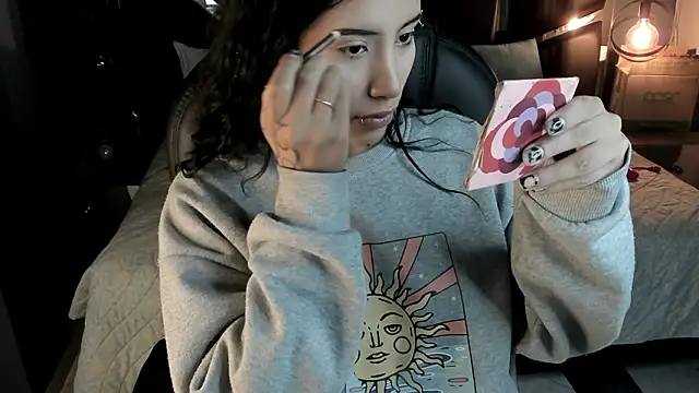 vaiolethsan   online show from 02-02-26, 08:18