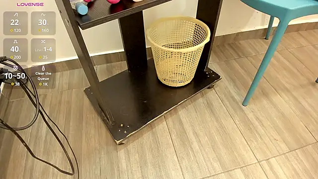 Thifany Hampton  online show from 03-07-25, 07:49