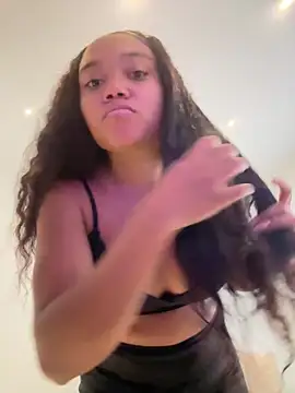 JasmineRose7 online show from 04-27-26, 11:52