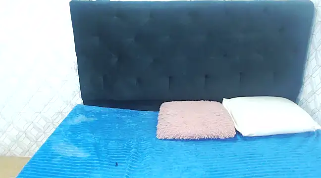 SalomeSnow online show from 01-13-25, 12:41