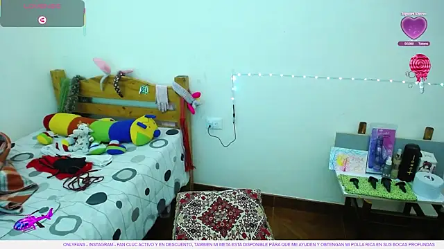 Snapshot of boysLittle chatting on 11-15-25, 06:55 boysLittle online show from 11-15-25, 06:55