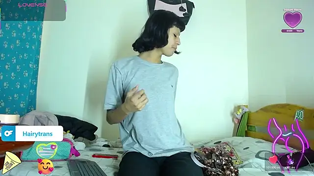 Snapshot of boysLittle chatting on 11-23-25, 05:46 boysLittle online show from 11-23-25, 05:46