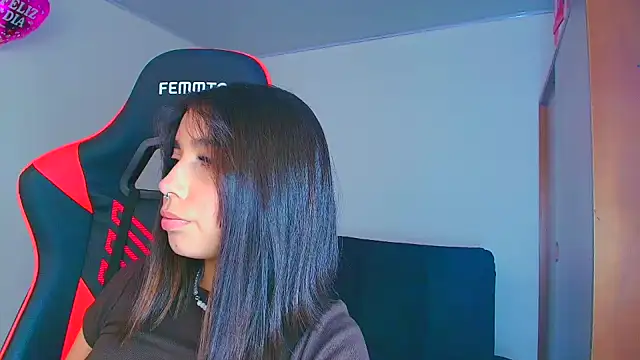 Rousse violett online show from 09-27-25, 08:58