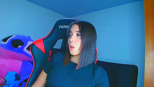 Rousse violett online show from 11-25-25, 12:21