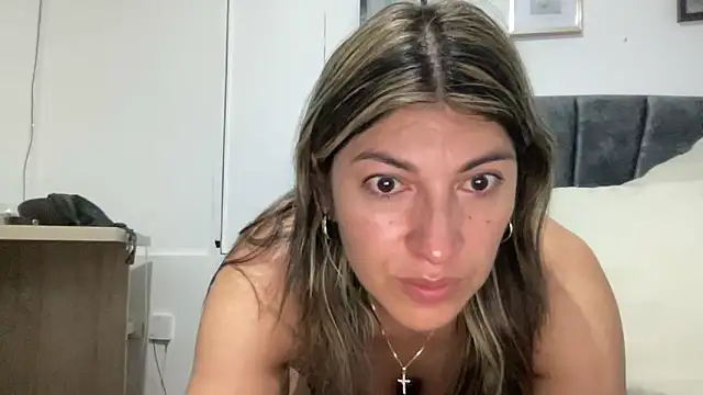 Snapshot of LunaBeya chatting on 03-03-26, 11:27 LunaBeya online show from 03-03-26, 11:27