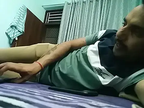 Snapshot of Rajasthani-boy chatting on 03-06-26, 03:41 Rajasthani-boy online show from 03-06-26, 03:41