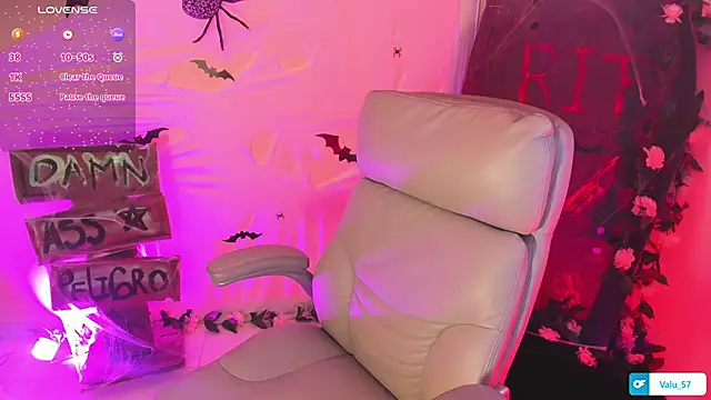 Snapshot of valu_557 chatting on 10-02-25, 11:56 valu 557 online show from 10-02-25, 11:56