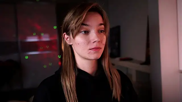 ileanacampbe online show from 10-24-25, 04:09