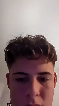 young18dick  online show from 01-11-25, 09:26