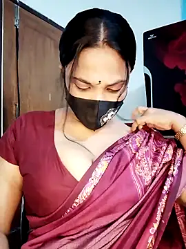 Snapshot of Anika-1 chatting on 11-08-25, 04:40 Anika-1 online show from 11-08-25, 04:40