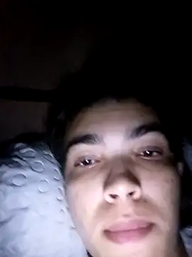 oliveira k online show from 04-26-26, 05:49