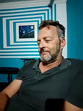 itsmeyes69 online show from 02-14-25, 10:58