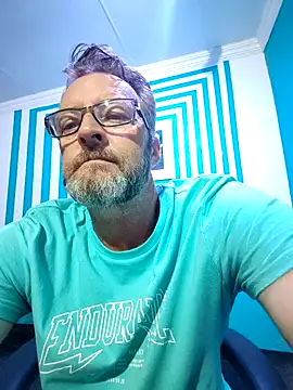 itsmeyes69 online show from 02-24-25, 09:20