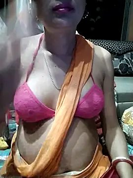 Snapshot of SANA-LEONI chatting on 03-05-25, 07:17 SANA-LEONI online show from 03-05-25, 07:17