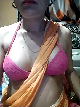 Snapshot of SANA-LEONI chatting on 03-19-25, 06:23 SANA-LEONI online show from 03-19-25, 06:23