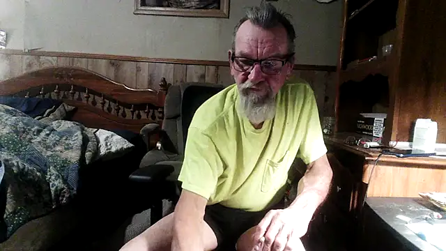 Snapshot of Aldick68 chatting on 03-01-25, 02:48 Aldick68 online show from 03-01-25, 02:48