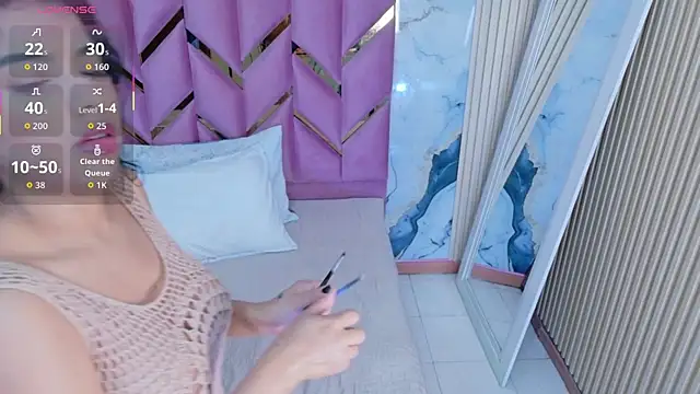 Snapshot of hotiergirl chatting on 12-05-25, 12:03 hotiergirl online show from 12-05-25, 12:03