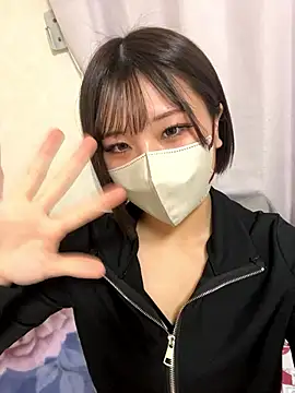 Snapshot of sakuchaaa_2525 chatting on 09-25-25, 01:04 sakuchaaa 2525 online show from 09-25-25, 01:04