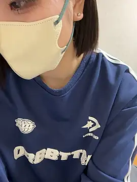 Snapshot of sakuchaaa_2525 chatting on 11-30-25, 06:06 sakuchaaa 2525 online show from 11-30-25, 06:06