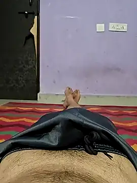 Snapshot of braveman999 chatting on 02-24-25, 05:31 braveman999 online show from 02-24-25, 05:31