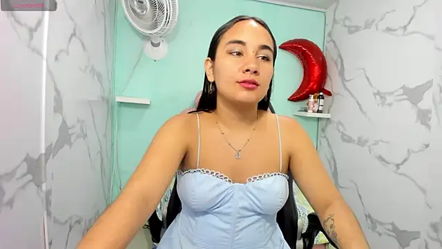 Snapshot of Maylin_horny19 chatting on 06-04-26, 03:12 Maylin horny19 online show from 06-04-26, 03:12