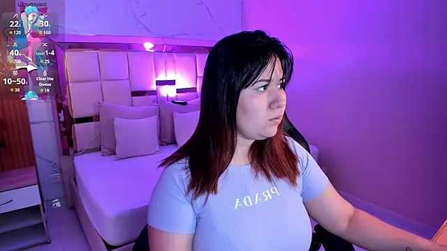 zoes milee online show from 12-16-25, 11:37