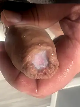 latinofhot online show from 10-02-25, 11:12