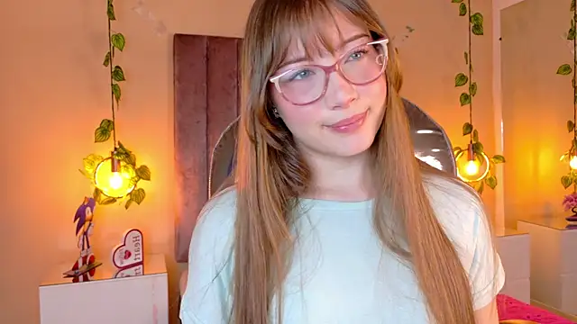 Dahlia Rousse online show from 07-03-26, 05:25