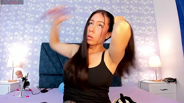 SalomeSimonz online show from 01-08-26, 07:27