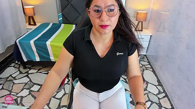 Snapshot of CamyMature chatting on 02-07-25, 06:13 CamyMature online show from 02-07-25, 06:13