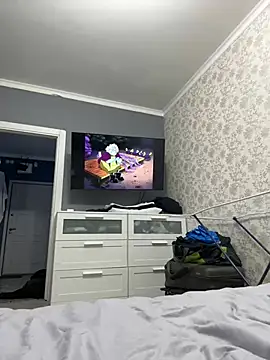 Snapshot of BeatriceXCute chatting on 01-28-25, 04:19 BeatriceXCute online show from 01-28-25, 04:19