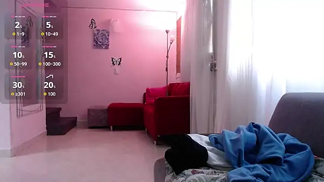 Katalina Rosee online show from 10-30-25, 09:04