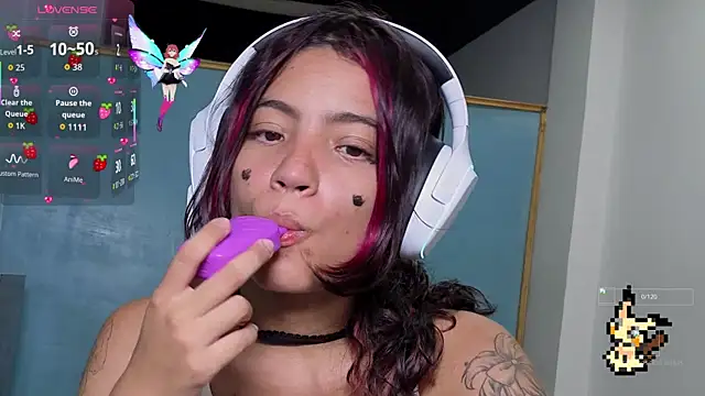 Lovelyamyy online show from 09-20-25, 03:51