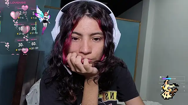 Lovelyamyy online show from 10-16-25, 06:03